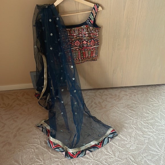 COPY - Lehenga choli - Picture 7 of 13